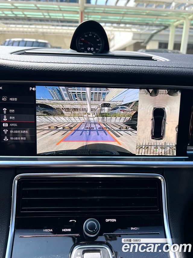 Porsche Panamera (971) 3.0 AWD 2018 — фото 6