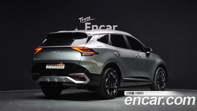 Kia Sportage (V) Diesel 2.0 2WD Prestige 2022 — фото 2