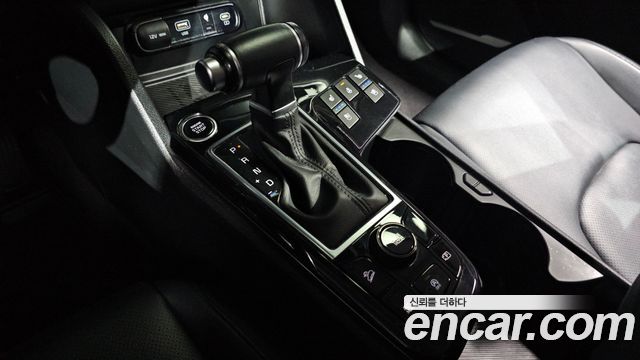 Kia Sportage (V) Diesel 2.0 2WD Prestige 2022 — фото 9