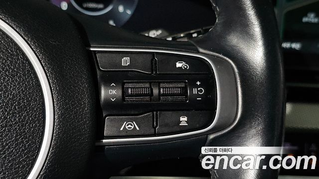 Kia Sportage (V) Diesel 2.0 2WD Prestige 2022 — фото 20