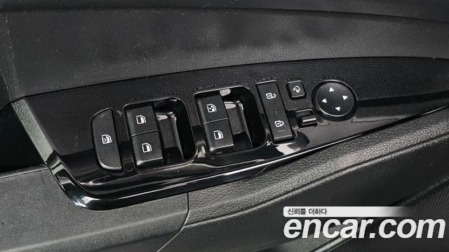 Kia Sportage (V) Diesel 2.0 2WD Prestige 2022 — фото 30