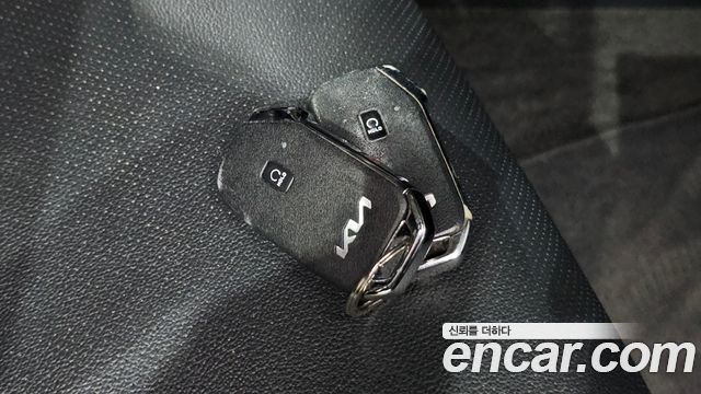 Kia Sportage (V) Diesel 2.0 2WD Prestige 2022 — фото 32