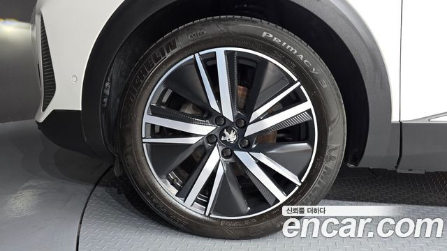 Peugeot 5008 (II) 1.2 Pure Tech GT 2024 — фото 5