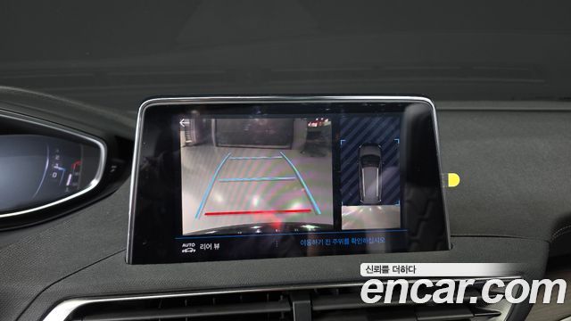 Peugeot 5008 (II) 1.2 Pure Tech GT 2024 — фото 18