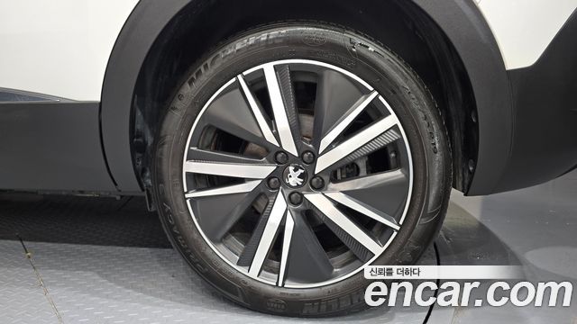 Peugeot 5008 (II) 1.2 Pure Tech GT 2024 — фото 27