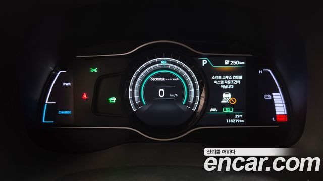 Hyundai Kona Electric Premium 2019 — фото 8