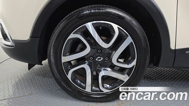 Renault Korea QM3 RE 2015 — фото 5