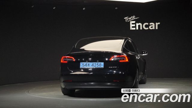 Tesla Model 3 Long Range AWD 2020 — фото 4