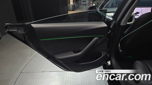 Tesla Model 3 Long Range AWD 2020 — фото 25