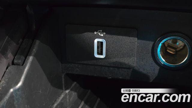 Ford Explorer 2.3 Limited 4WD 5th 2018 — фото 13