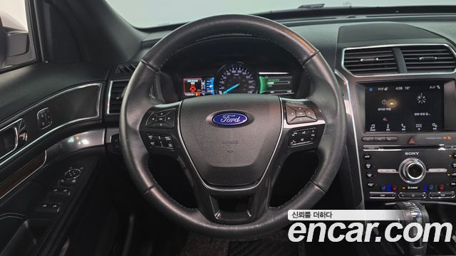 Ford Explorer 2.3 Limited 4WD 5th 2018 — фото 15