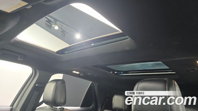 Ford Explorer 2.3 Limited 4WD 5th 2018 — фото 18