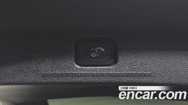 Ford Explorer 2.3 Limited 4WD 5th 2018 — фото 19