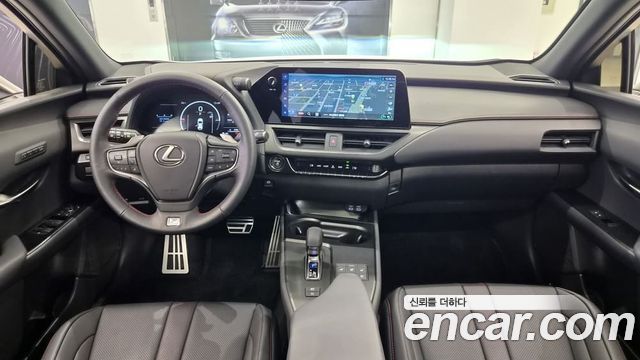 Lexus UX300h 2.0 F-Sport 2WD 2026 — фото 7