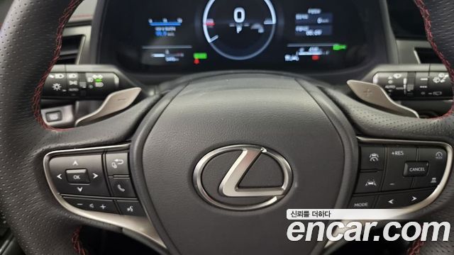 Lexus UX300h 2.0 F-Sport 2WD 2026 — фото 19
