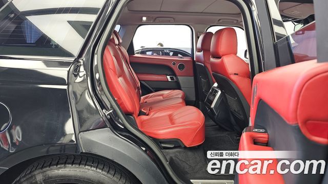 Land Rover Range Rover Sport (II) 3.0 SC HSE Dynamic 2014 — фото 16