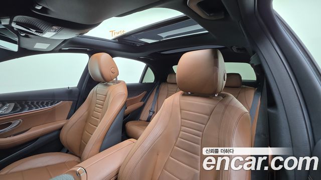 Mercedes-Benz E-Class (W213) E350 4MATIC AMG Line 2021 — фото 12