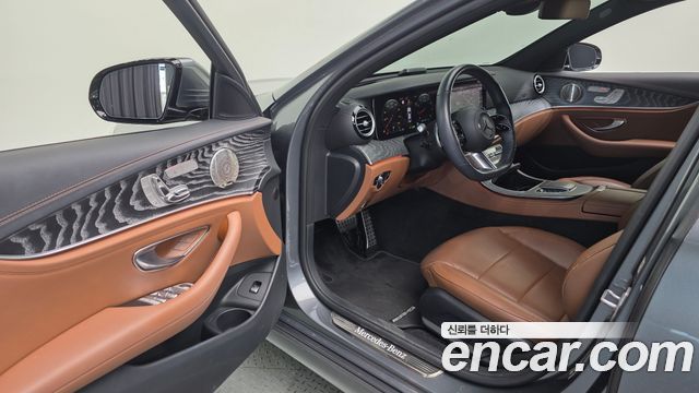 Mercedes-Benz E-Class (W213) E350 4MATIC AMG Line 2021 — фото 13