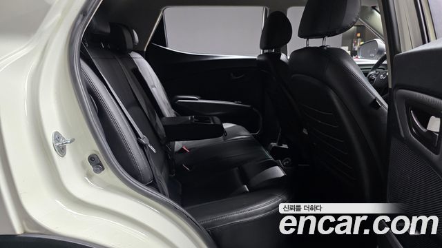 KG Mobility (SsangYong) Very New Tivoli Gasoline 1.5 2WD V3 2021 — фото 11