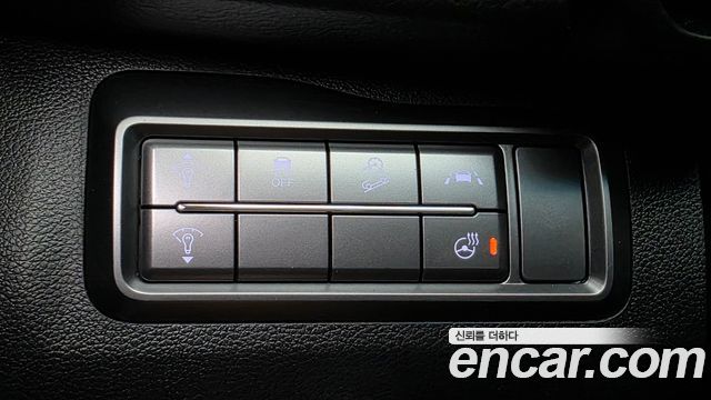 KG Mobility (SsangYong) Very New Tivoli Gasoline 1.5 2WD V3 2021 — фото 19