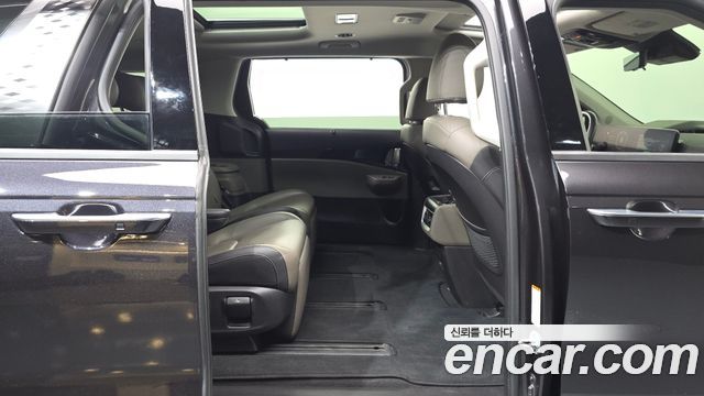 Kia Carnival (IV) HEV 7seater Signature 2024 — фото 12