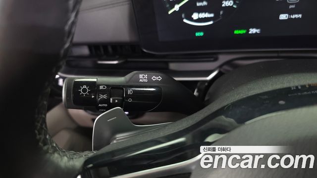 Kia Carnival (IV) HEV 7seater Signature 2024 — фото 28