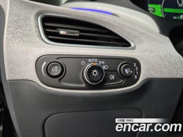 Chevrolet Bolt EV EV LT DLX 2021 — фото 7