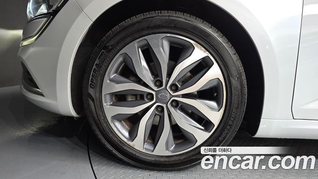 Renault Korea SM6 2.0 GDe LE 2016 — фото 5