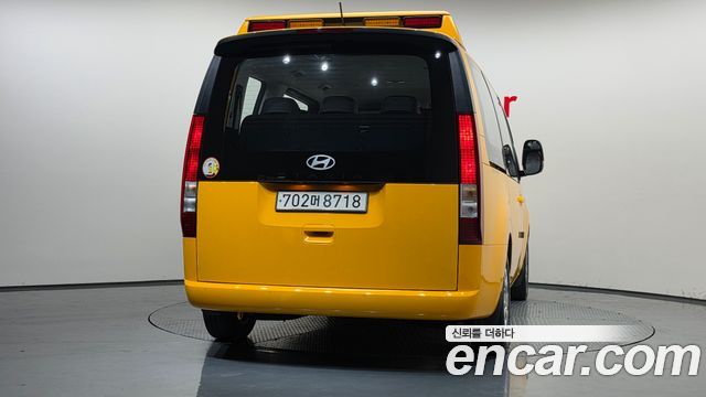 Hyundai Staria L3.5  Kinder Safety Car 11-Seater 2025 — фото 4