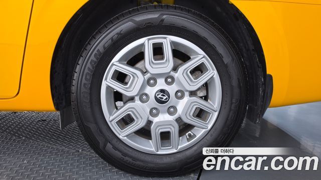 Hyundai Staria L3.5  Kinder Safety Car 11-Seater 2025 — фото 21