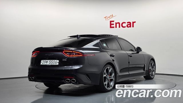 Kia Stinger 2.0 Turbo AWD Platinum 2019 — фото 2