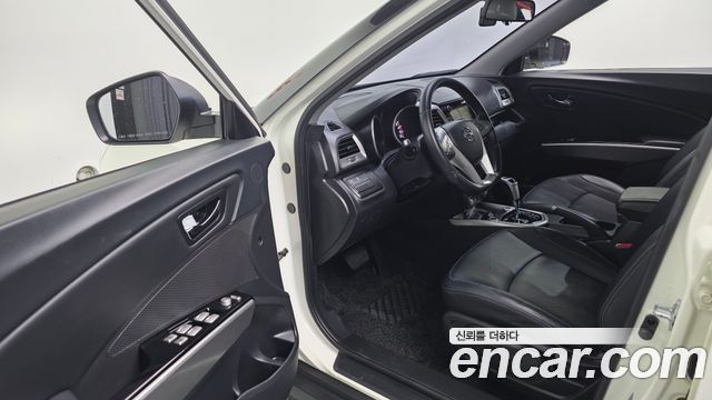 KG Mobility (SsangYong) Tivoli Diesel VX 2WD 2016 — фото 11