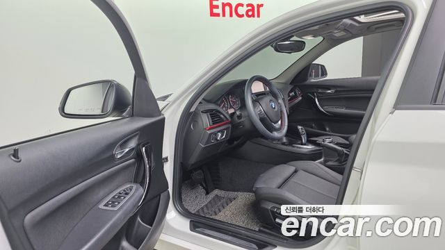 BMW 1 Series (F20) 118d Sport 5Door 2017 — фото 12