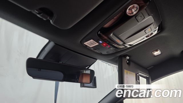 Kia Sportage (V) Gasoline 1.6 Turbo 2WD Signature 2025 — фото 17