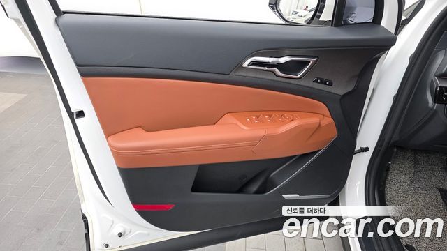 Kia Sportage (V) Gasoline 1.6 Turbo 2WD Signature 2025 — фото 24