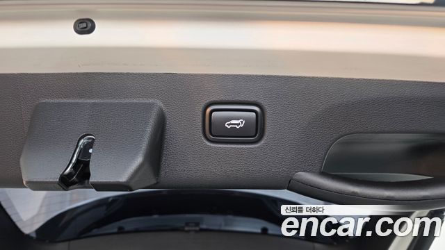 Kia Sportage (V) Gasoline 1.6 Turbo 2WD Signature 2025 — фото 34