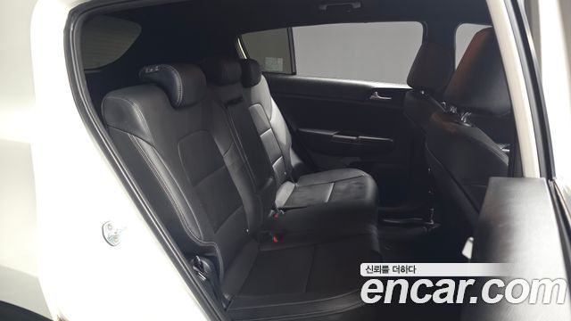 Kia Sportage The Bold Diesel 1.6 2WD Trendy 2020 — фото 11