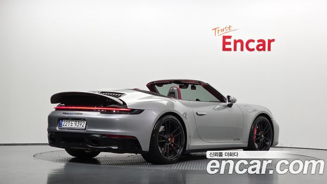 Porsche 911 (992) Carrera 4 GTS Cabriolet 2024 — фото 2