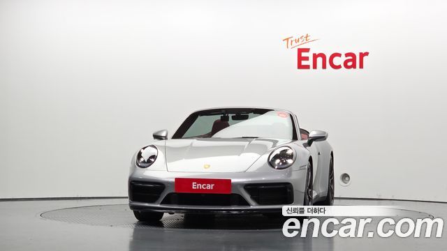 Porsche 911 (992) Carrera 4 GTS Cabriolet 2024 — фото 3
