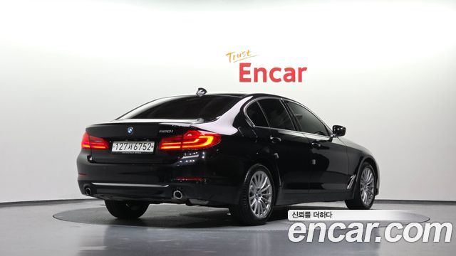 BMW 5 Series (G30) 520i Luxury 2020 — фото 2