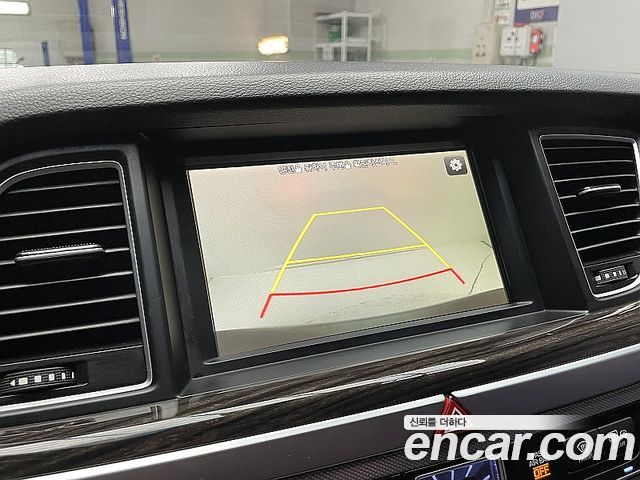 Genesis G80 3.3 GDI AWD Luxury 2018 — фото 18