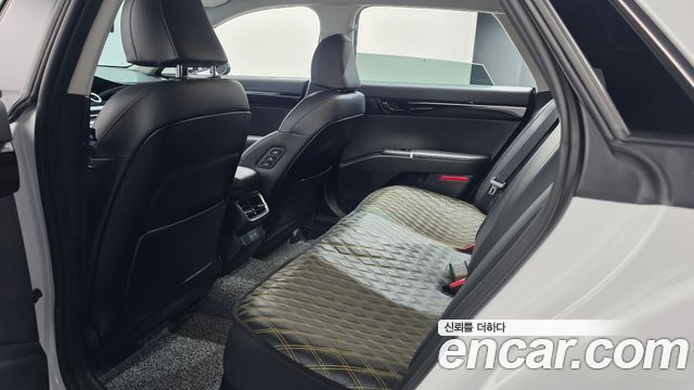 Hyundai Grandeur (GN7) 3.5 LPG 2WD (Taxi) Deluxe 2023 — фото 33