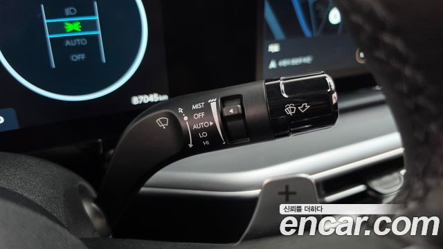 Hyundai Grandeur (GN7) 3.5 LPG 2WD (Taxi) Deluxe 2023 — фото 40