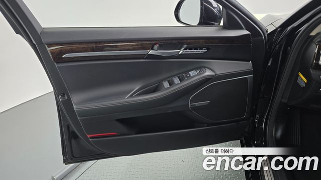 Genesis G90 3.8 AWD Luxury 2020 — фото 24