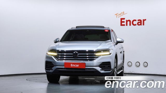 Volkswagen Touareg (III) 3.0 TDI Premium 2021 — фото 3