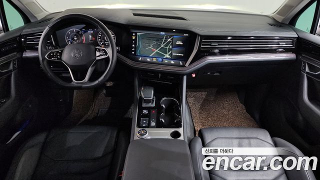 Volkswagen Touareg (III) 3.0 TDI Premium 2021 — фото 7