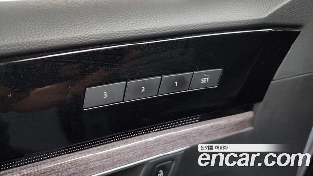 Volkswagen Touareg (III) 3.0 TDI Premium 2021 — фото 31