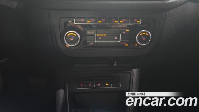 Volkswagen Tiguan 2.0 TDI  Premium 5N 2015 — фото 19