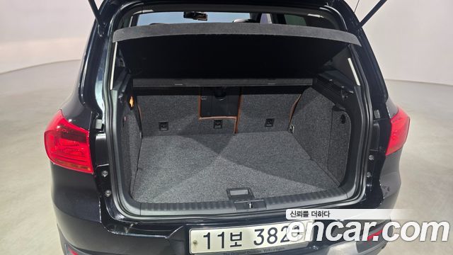 Volkswagen Tiguan 2.0 TDI  Premium 5N 2015 — фото 24