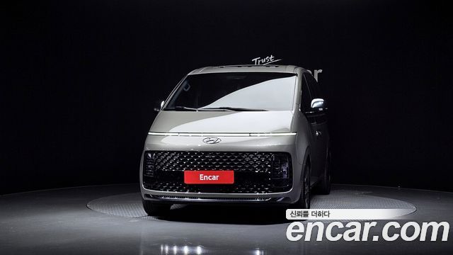 Hyundai Staria L3.5 Lounge 9-Seater Inspiration 2023 — фото 3